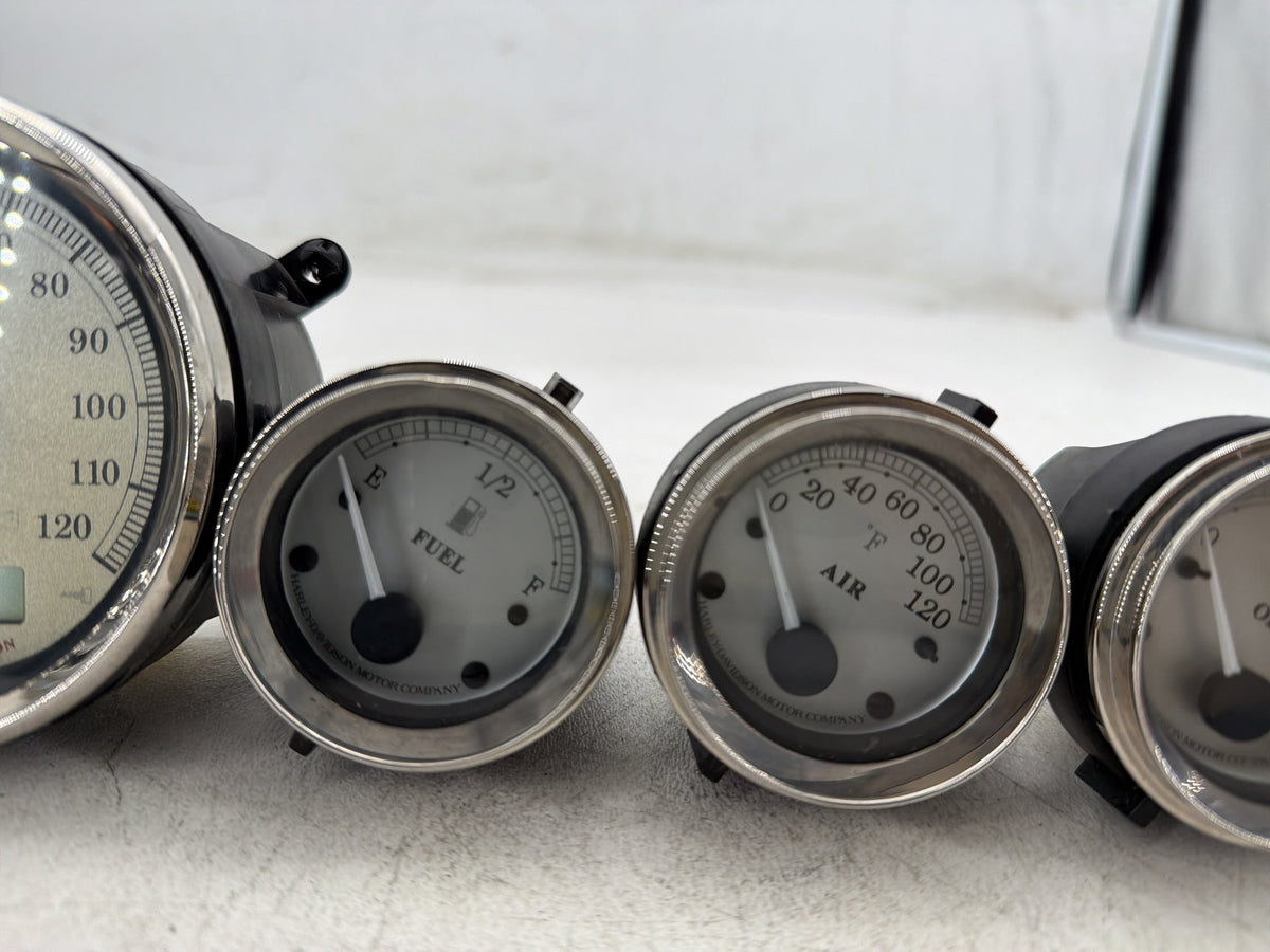 11 Harley Street Glide Air Oil Volt Fuel Tacho Speedo Gauges Silver Face 61K