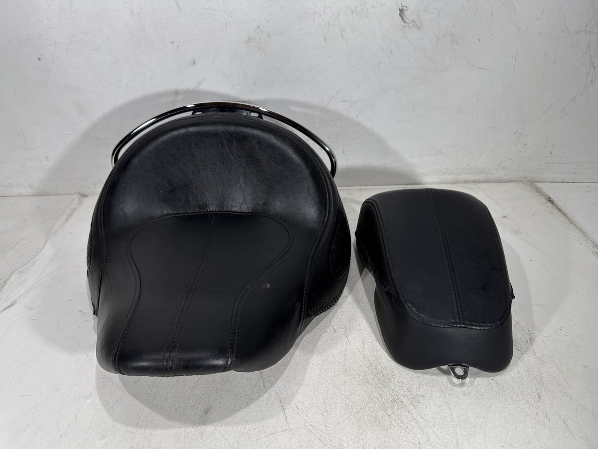 2011 Harley Softail Deluxe FLSTN OEM Passenger Rider Driver Seat Saddle