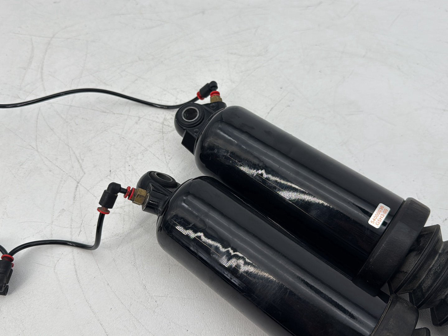 2008 - 2016 Harley-Davidson Touring Electra Glide Ultra Rear Left Right Shock Absorbers 54000036