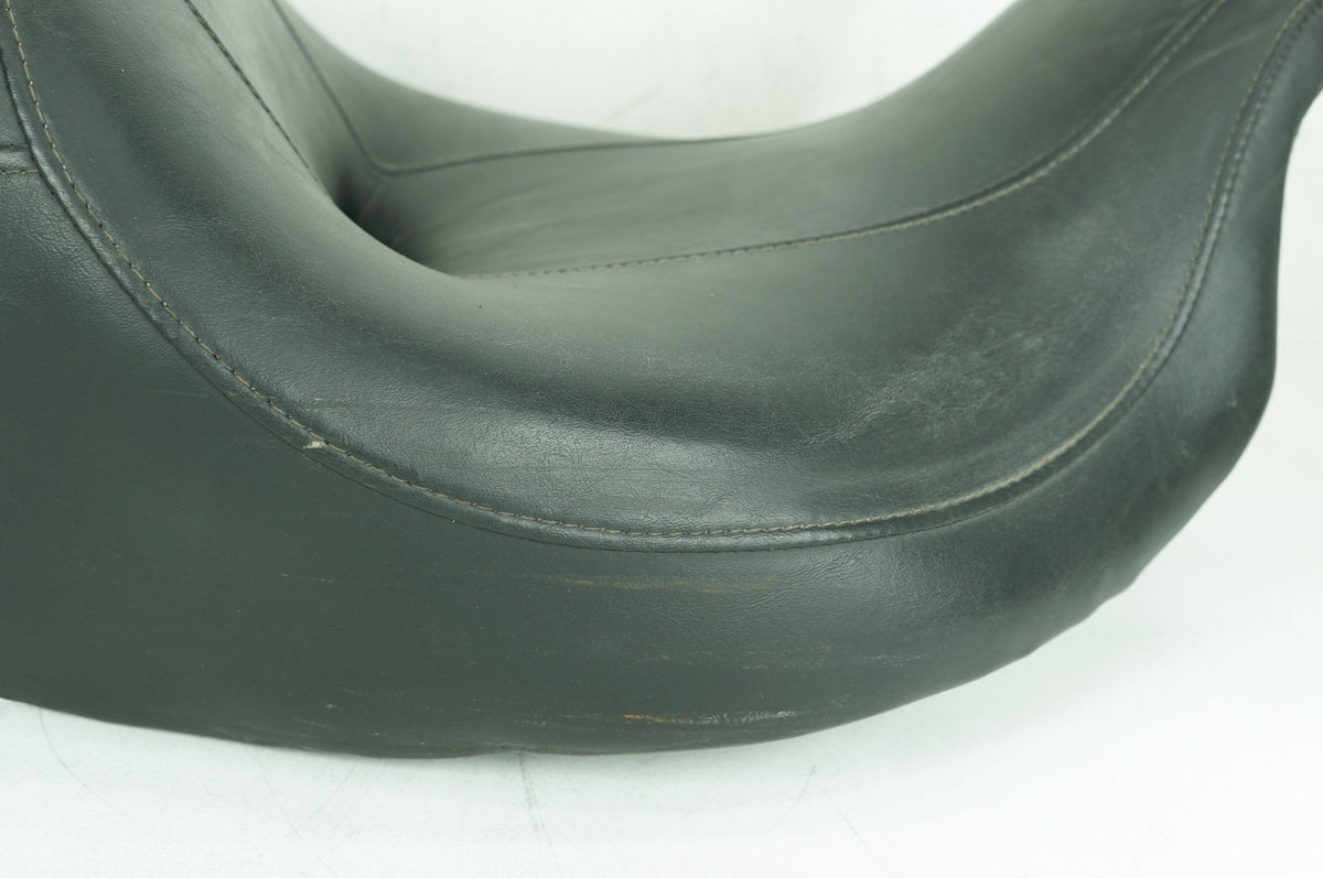 2011 Harley Touring FLHTCU Electra Glide OEM Passenger Rider Driver Seat Saddle