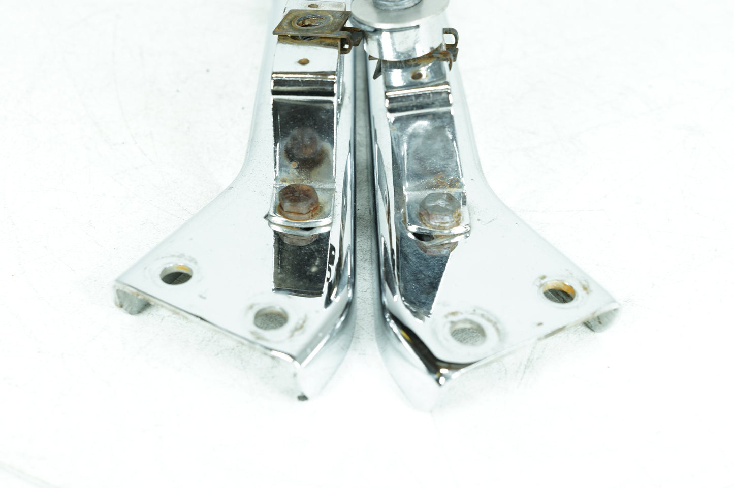 1984 - 1998 Harley-Davidson Touring Electra Glide Sport Rear Left & Right Saddlebag Fender Support 90718-79C