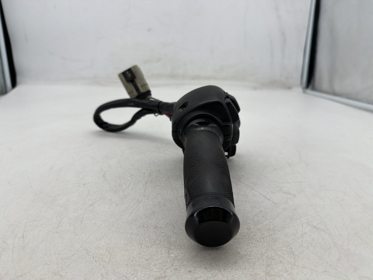 2012 Harley Electra Touring Ultra OEM Right Engine Start Kill Switches Controls