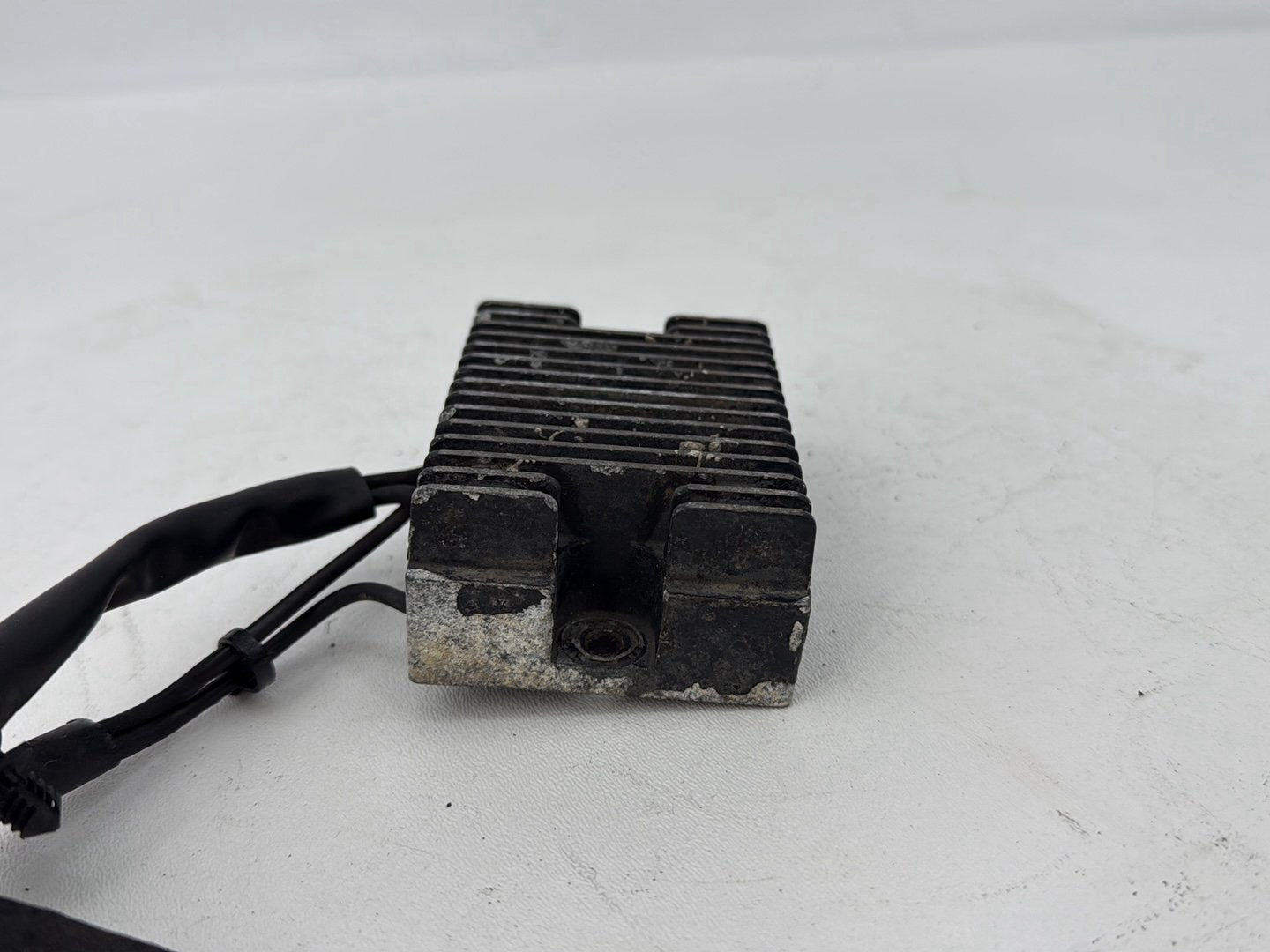 2004 - 2013 Harley-Davidson Sportster 883 Custom Voltage Regulator Rectifier  74523-04