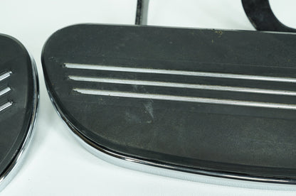 2007 - 2011 Harley-Davidson Touring Street Glide Left Right Driver Floorboard Foot Rest 50683-04