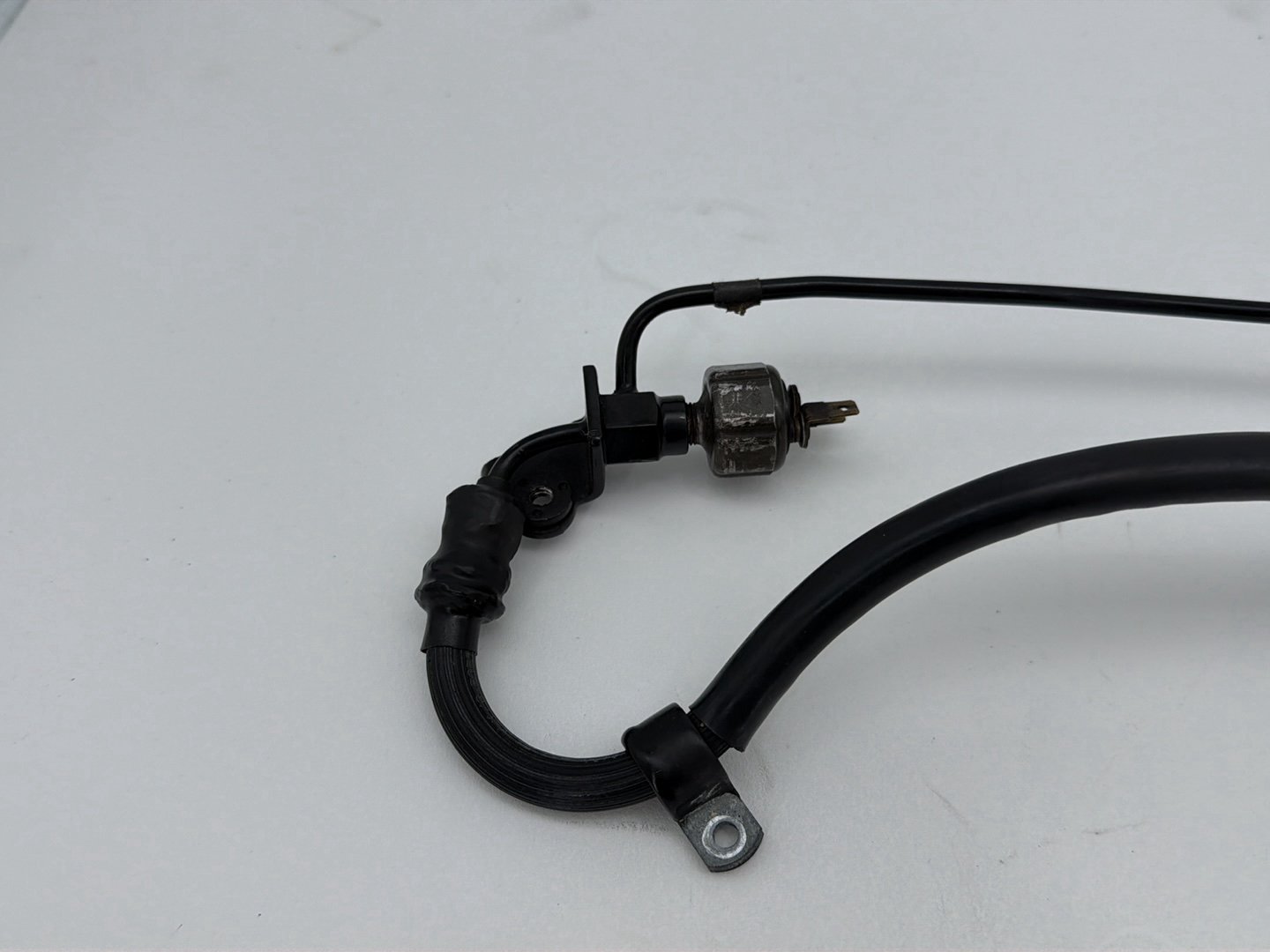 2003 Harley Road King Touring FLHRCI Classic OEM Rear Brake Hose Line Pipe