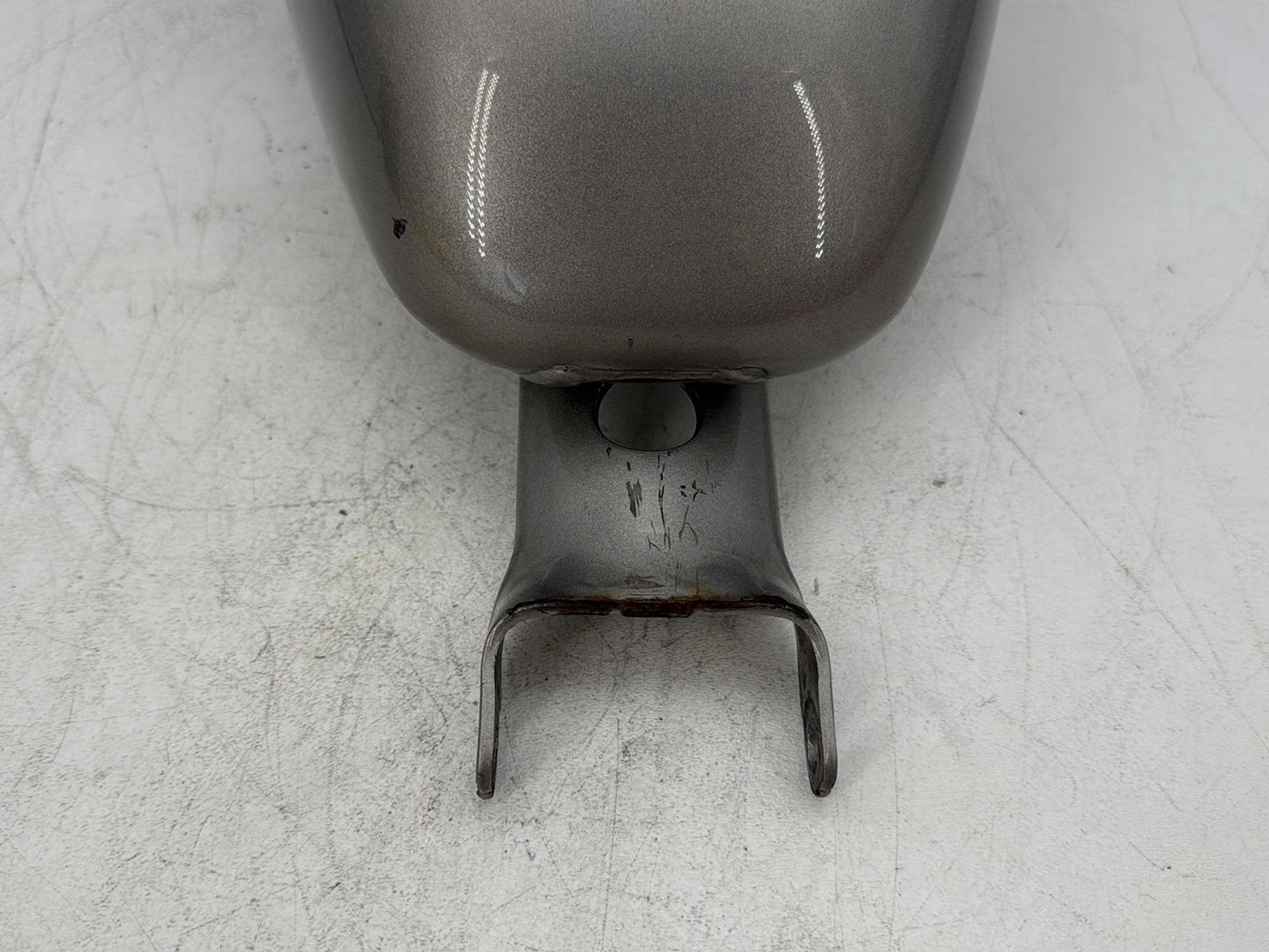 2009 Harley Sportster 883 Low XL883L OEM Fuel Gas Tank Gasoline Reservoir
