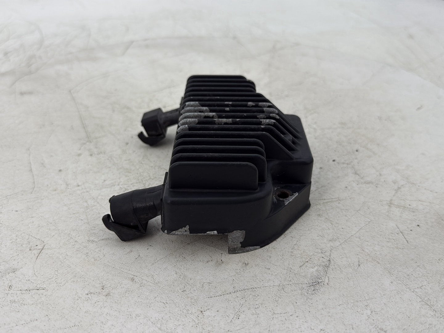 2015 Harley Dyna Low Rider FXDL OEM Voltage Regulator Rectifier