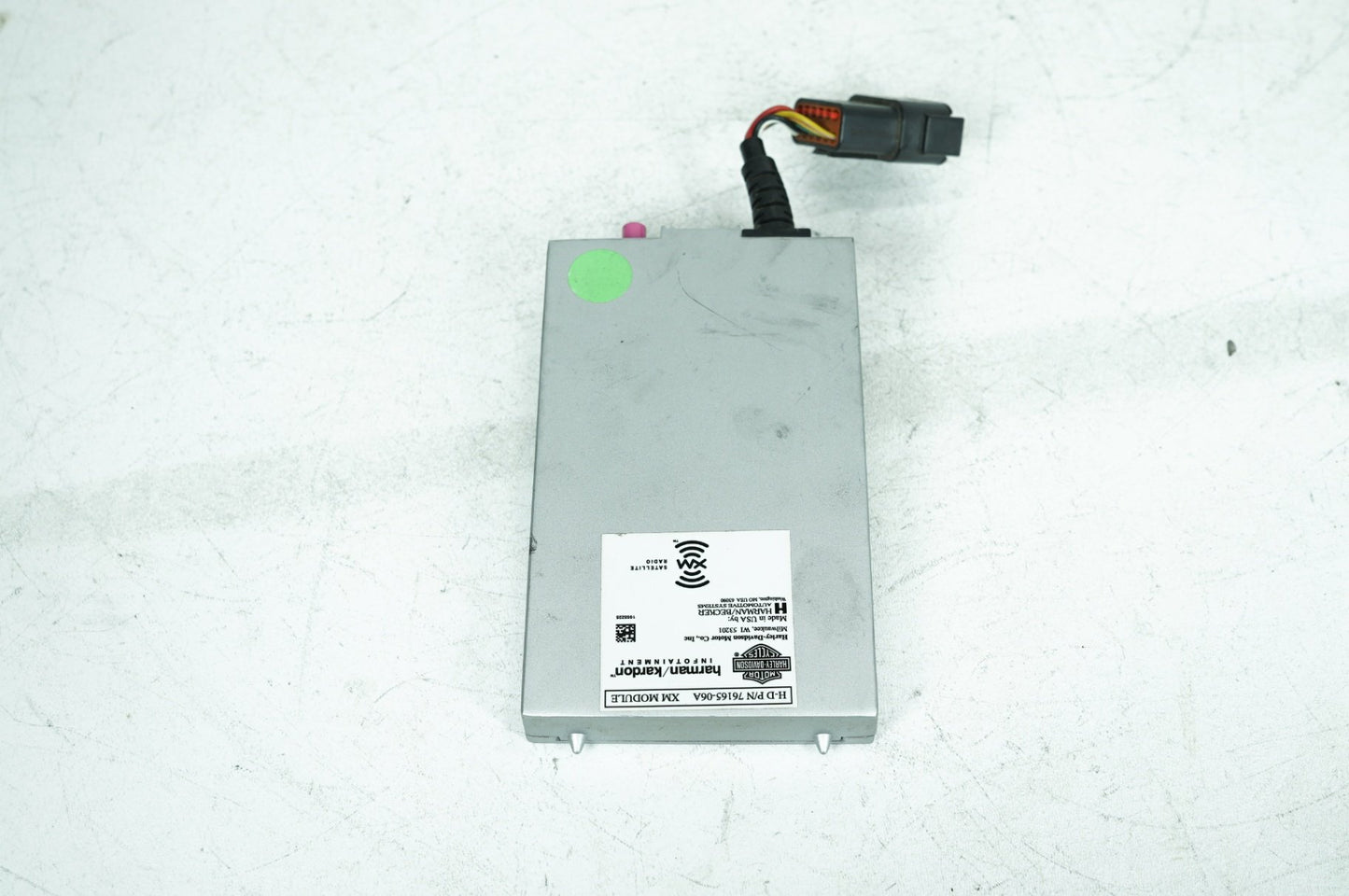 2007 - 2016 Harley-Davidson Touring CVO Electra Screamin Eagle XM Harman Kardon Radio Module 76165-06A 76165-06A