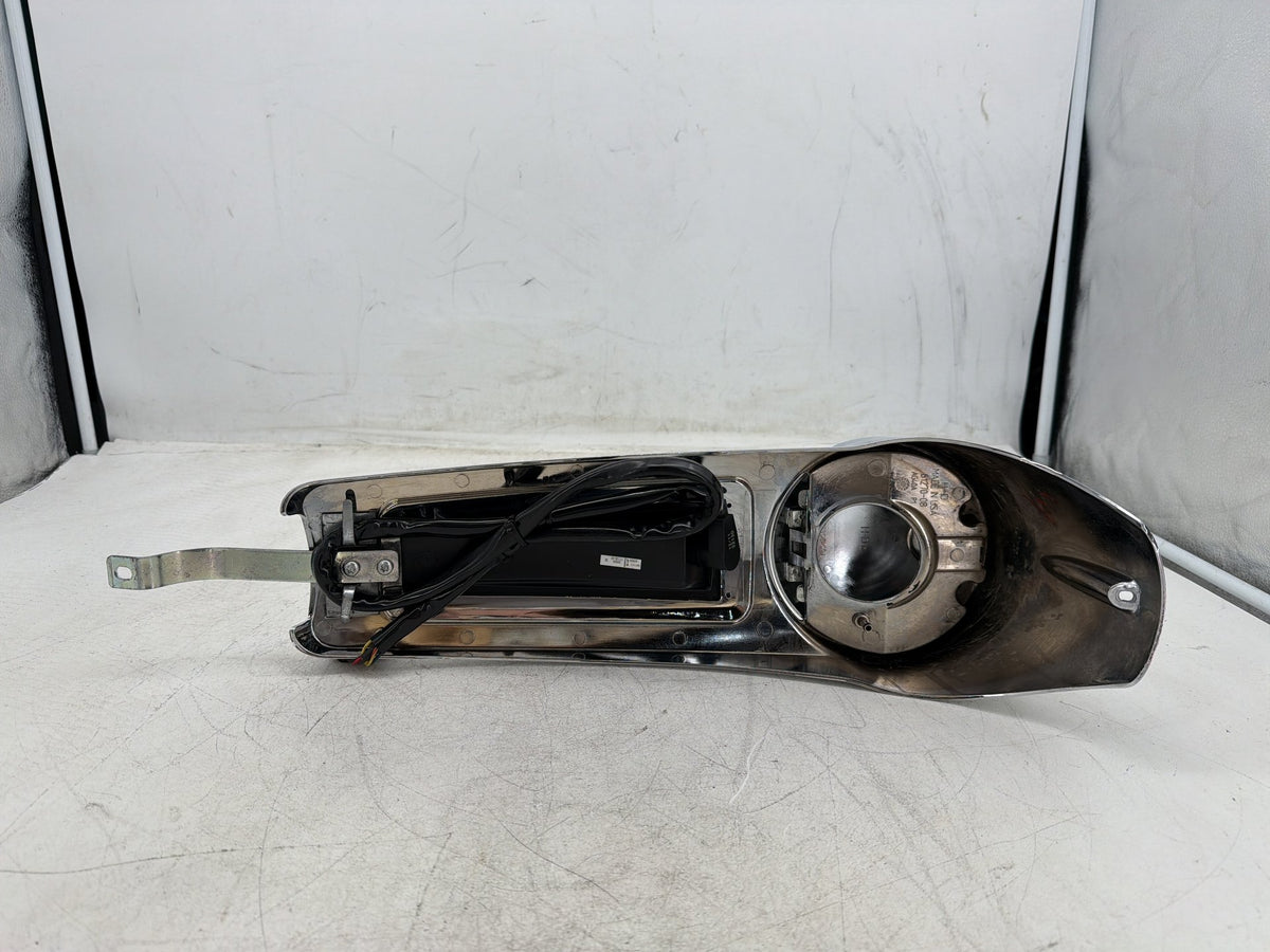 2011 Harley Electra Glide Touring Ultra OEM Fuel Gas Tank Dash Console NOKey