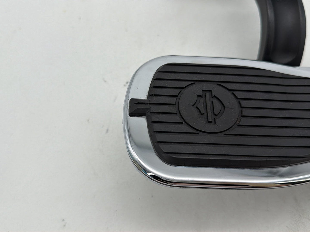 2015 Harley Softail Deluxe FLSTN OEM Left & Right Passenger Floorboard Foot Rest