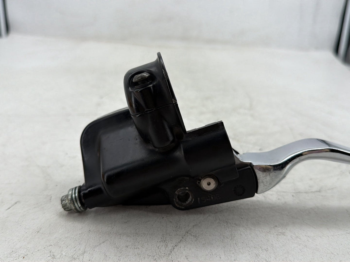 2005 Harley Road King Touring Police OEM Front Right Brake Lever Master Cylinder