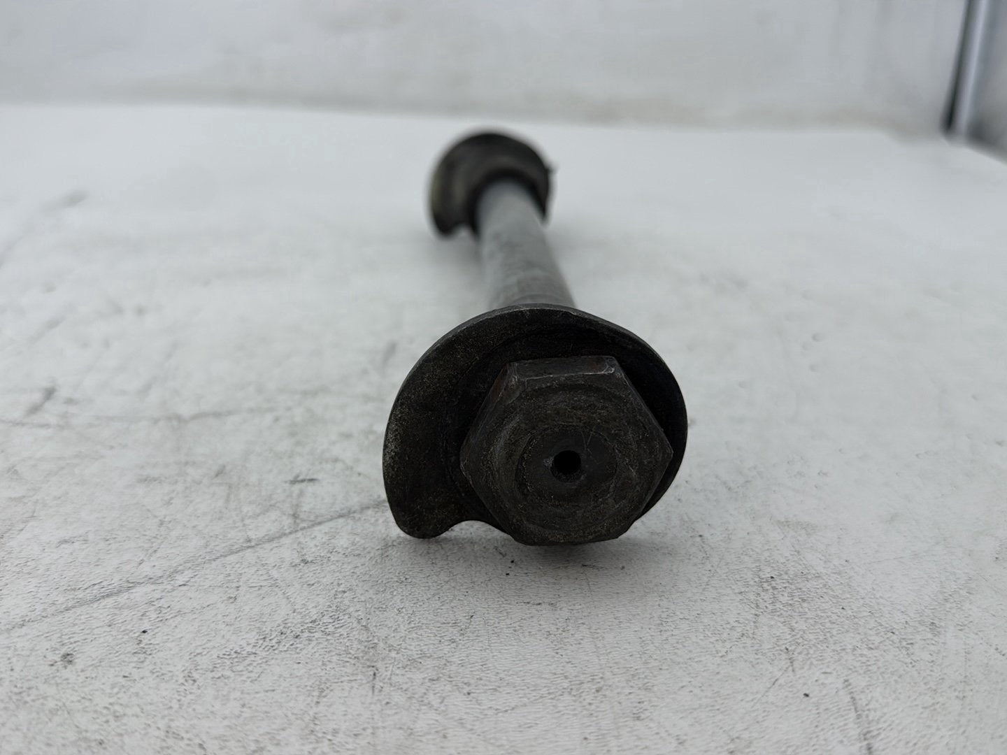 2003 Harley Electra Glide Touring Ultra FLHTCUI OEM Rear Wheel Axle Bolt Shaft