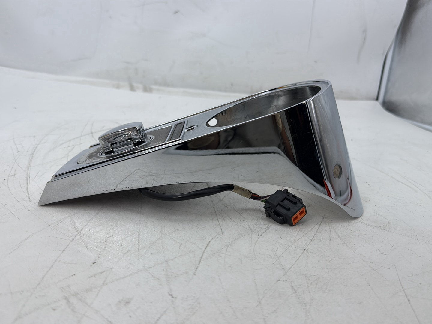 2005 Harley Heritage Softail Classic FLSTCI OEM Fuel Gas Tank Dash Console NOKey