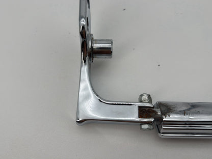 1999 - 2006 Harley-Davidson Dyna Wide Glide Right Driver Foot Controls Peg Rest 42481-92
