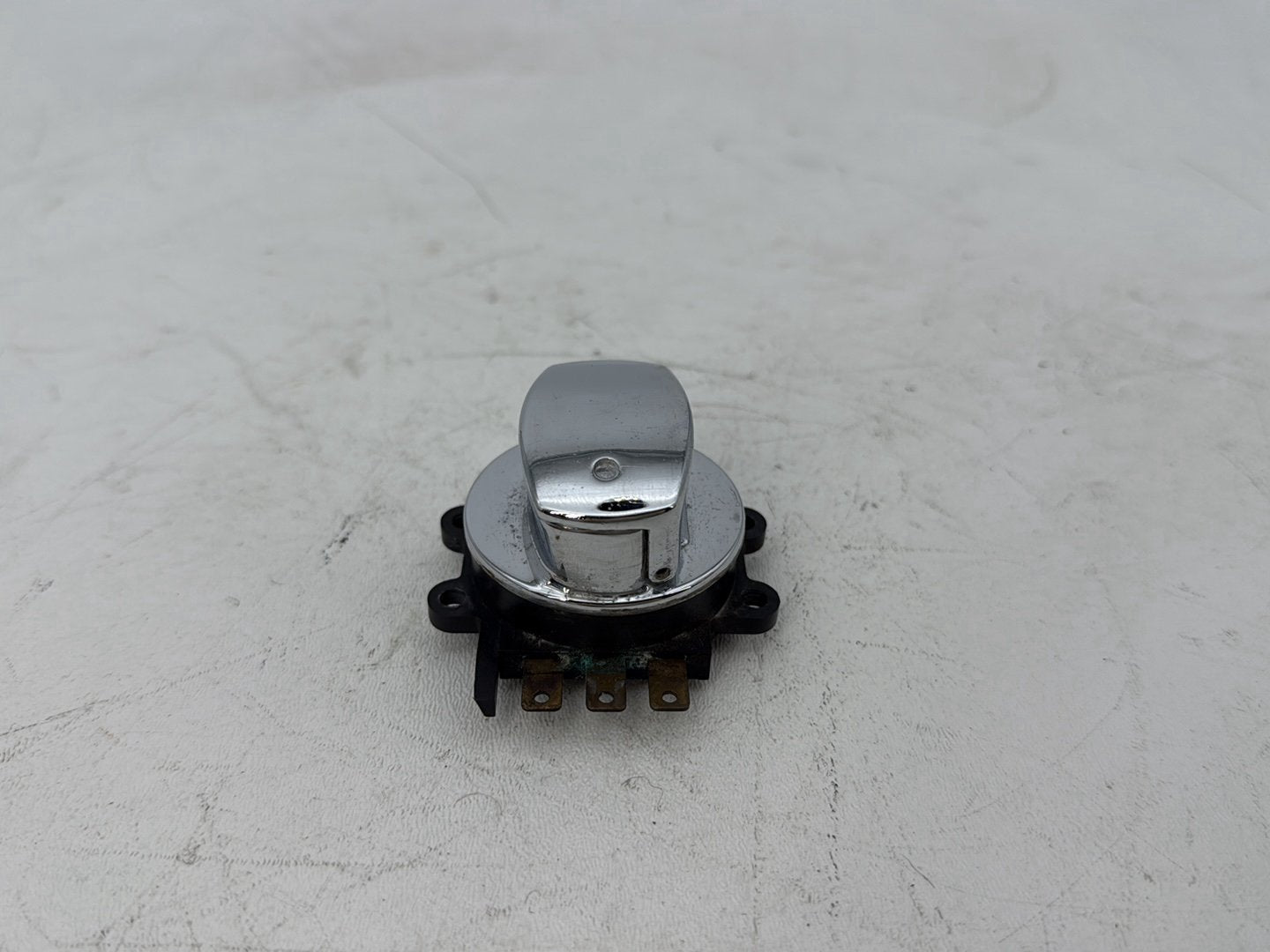 1999 - 2006 Harley-Davidson Touring Road King Police Ignition Switch Cylinder Barrel Lockset NOKey 71313-96A
