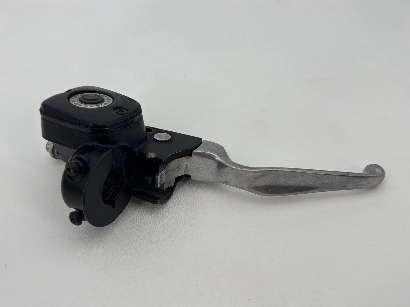 2007 Harley Softail Heritage Classic FLSTC OEM Front Brake Lever Master Cylinder Reservoir