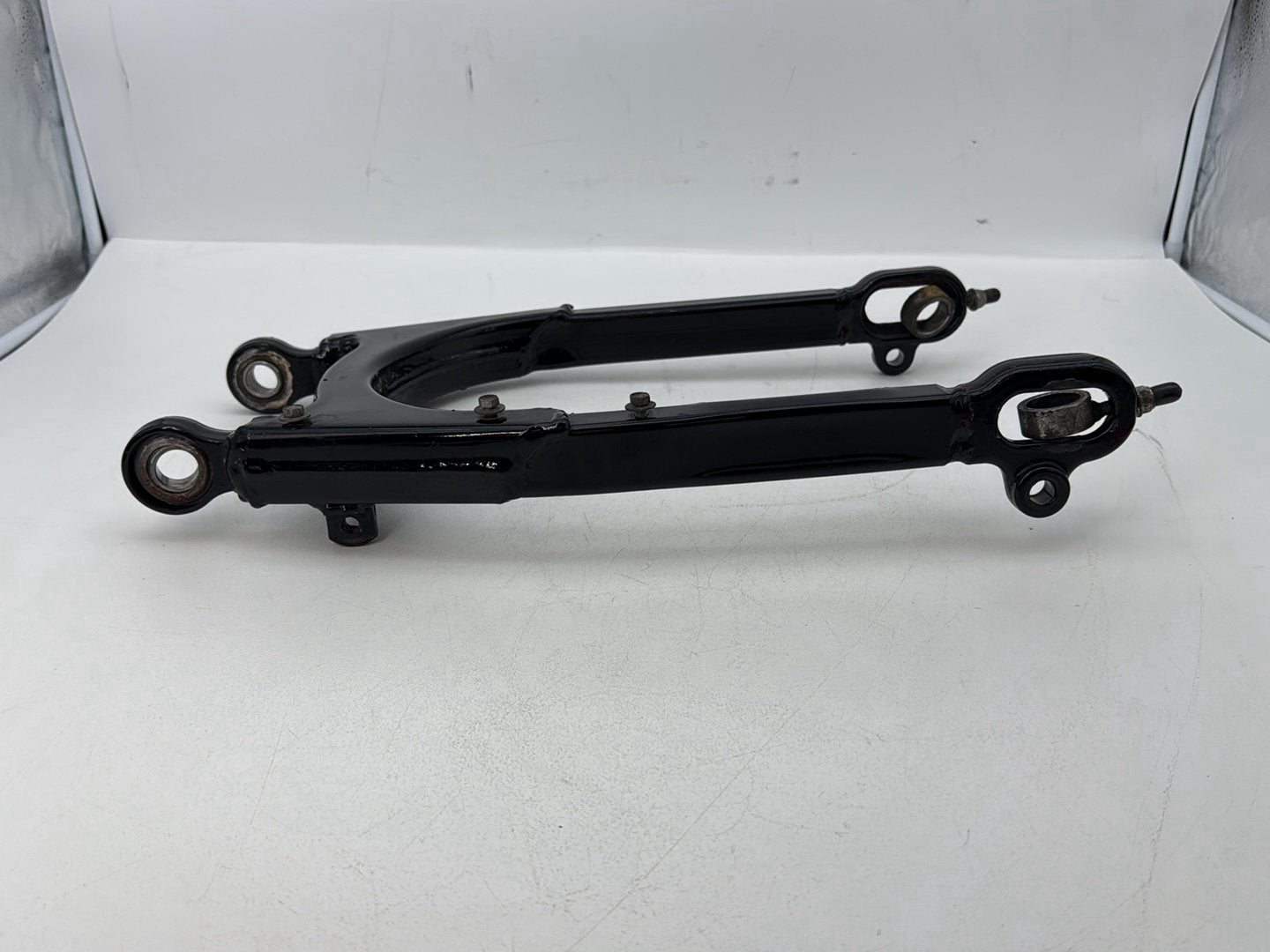 2004 - 2013 Harley-Davidson Sportster 883 Custom Rear Fork Swingarm Swing Arm 47587-05