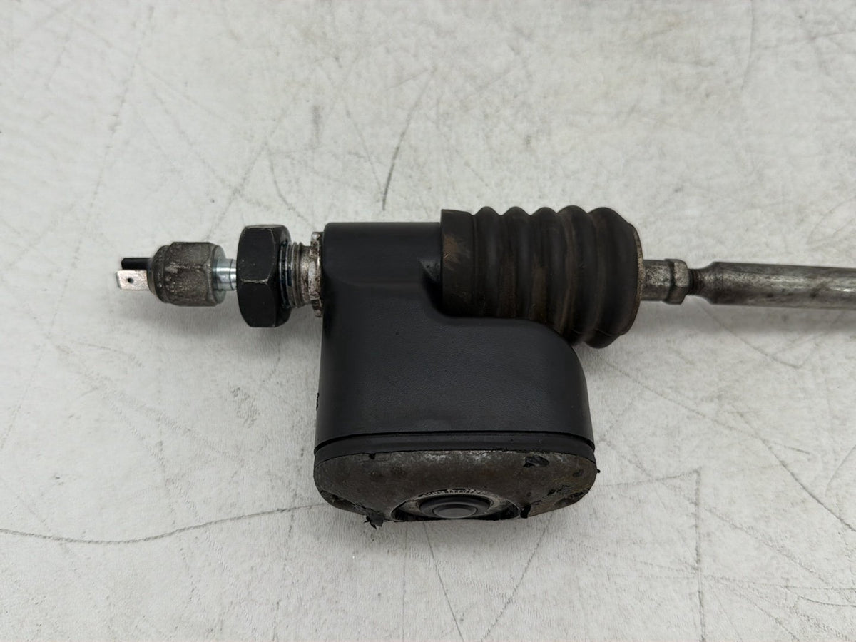 2009 Harley Dyna Street Bob FXDB OEM Rear Brake Master Cylinder Reservoir