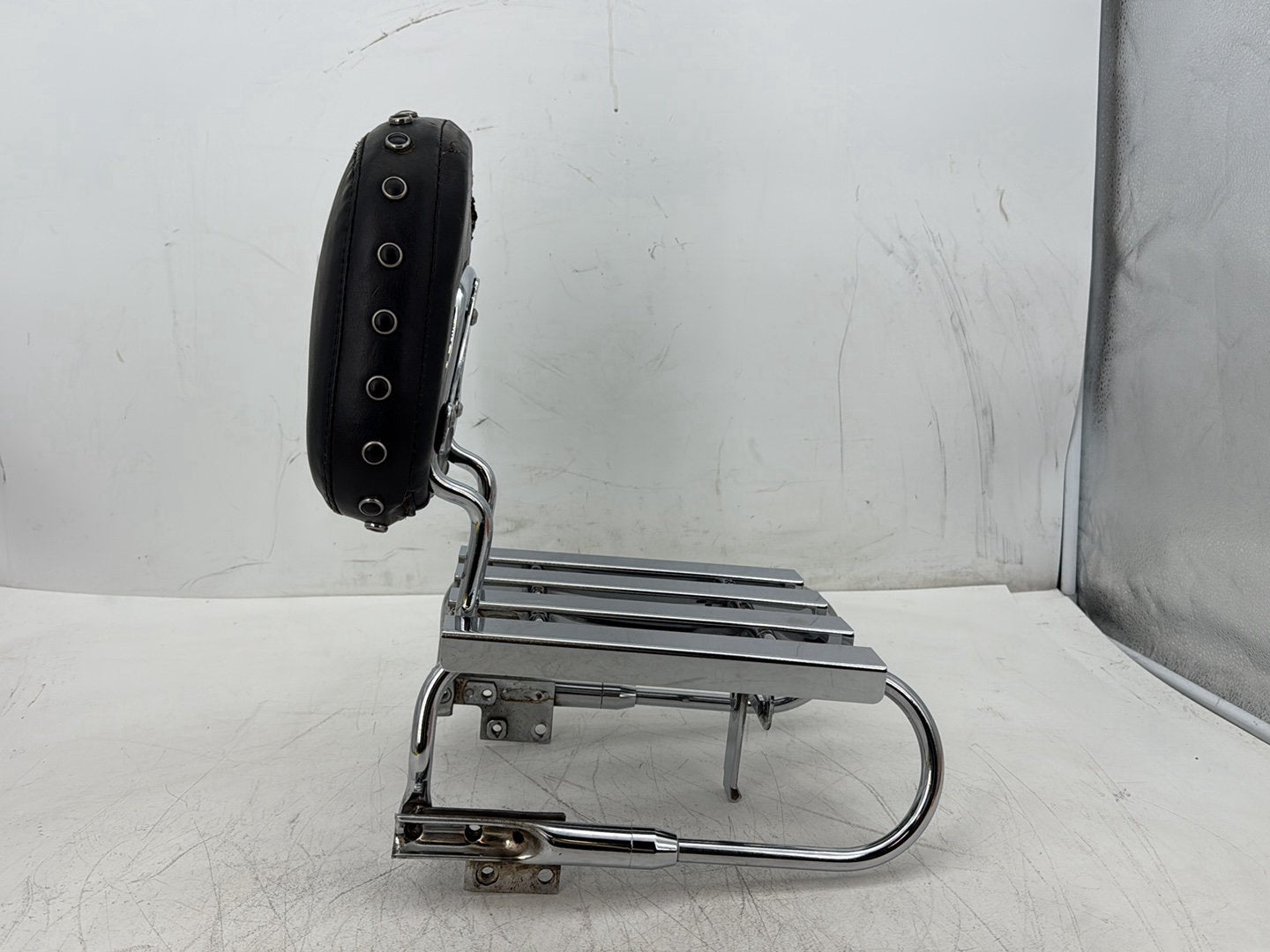 1995 Harley Road King Touring OEM Rear Sissy Bar w/ Backrest Cushion Pad TORN