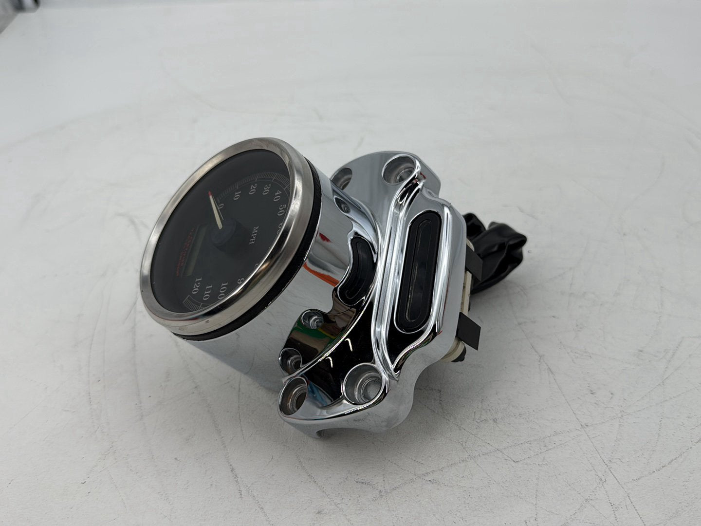 2004 - 2013 Harley-Davidson Sportster 1200 Custom Speedo Speedometer Gauge Cluster 67436-04