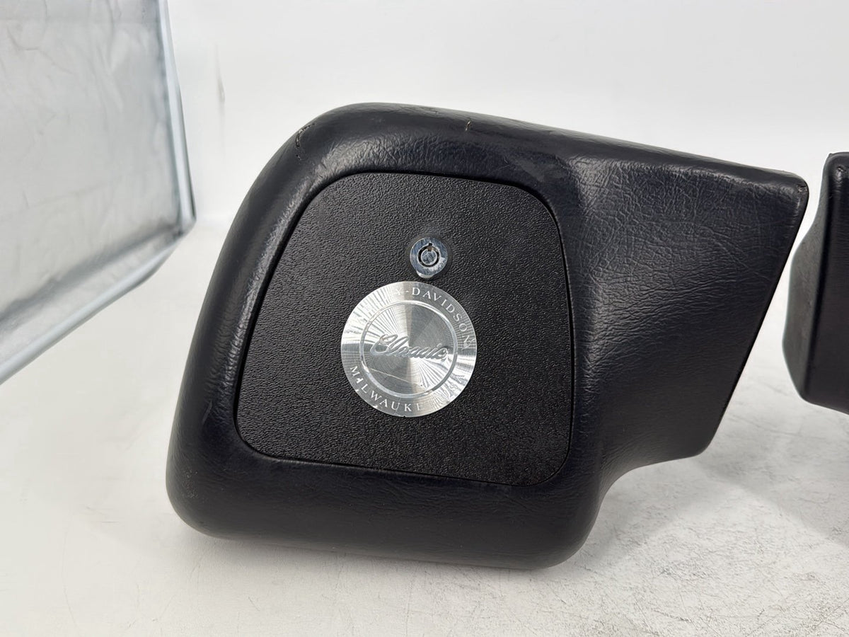 1999 - 2006 Harley-Davidson Touring Electra Glide Classic Storage Media Compartment Glove Box 58683-89B