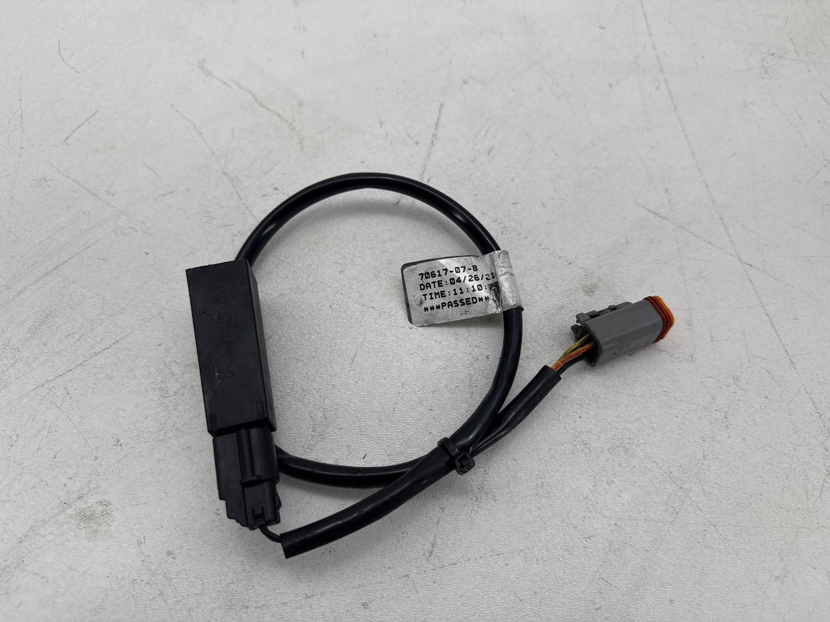 09 Harley Electra Glide Touring Ultra OEM Security Module Antenna Wire 70617-07