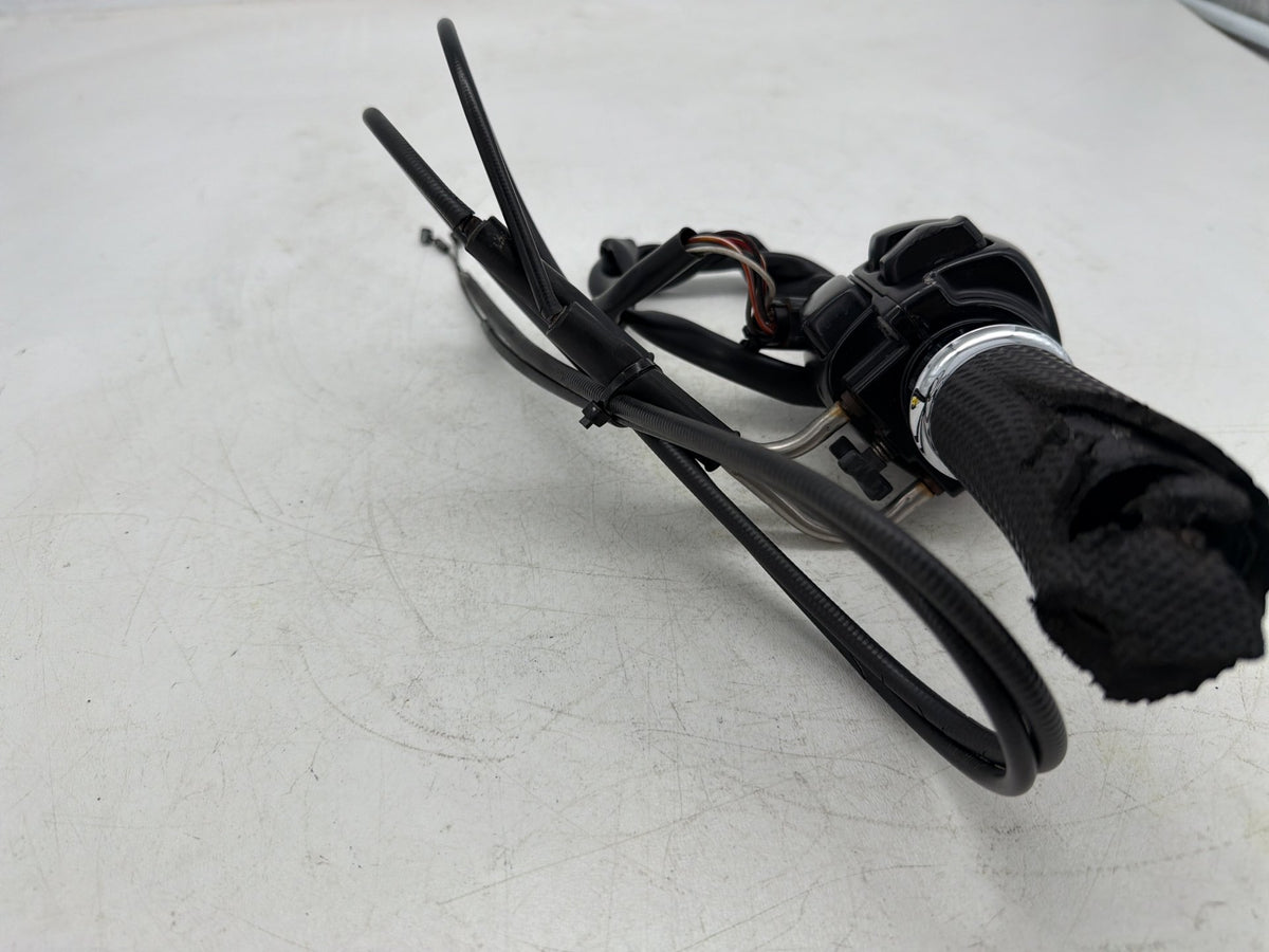2006 Harley Softail Deuce FXSTDI OEM Right Engine Start Kill Switches Controls