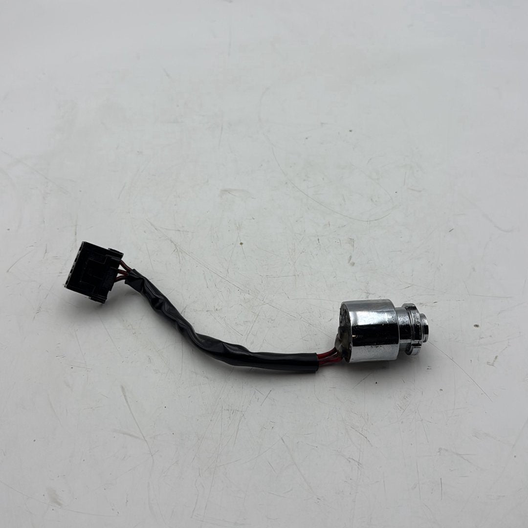 1999 - 2006 Harley-Davidson Dyna Low Rider Ignition Switch Cylinder Barrel Lockset NOKey  	61272-92C