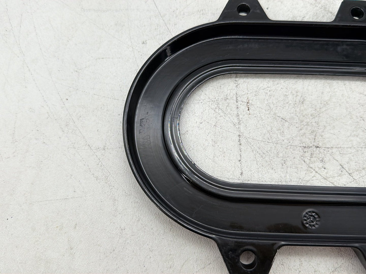 2018 Harley Road Glide Touring FLTRXS Air Filter Cleaner Cap Bezel Trim Housing