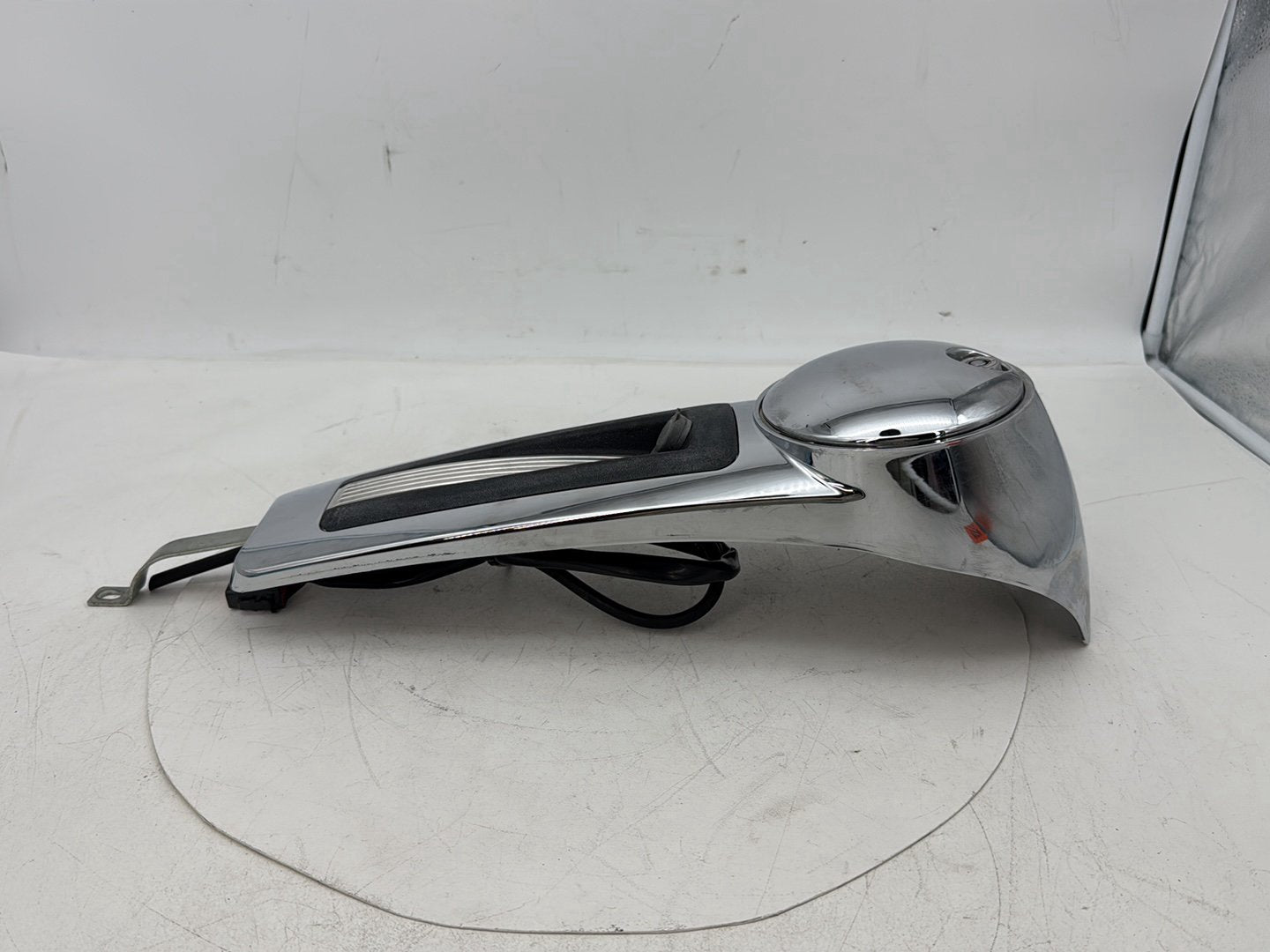 2007 - 2012 Harley-Davidson Touring Electra Glide Ultra Fuel Gas Tank Dash Console NOKey 	61270-08