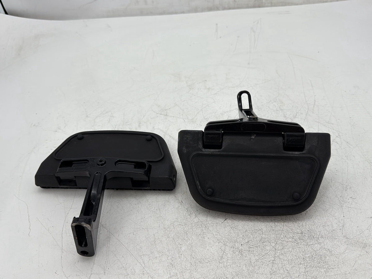 2009 Harley Road King Touring Police Left & Right Passenger Floorboard Foot Rest