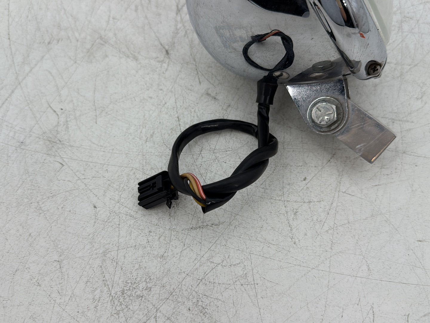 2008 Harley Dyna FXDL Low Rider Anniversary OEM Headlight Headlamp Head Light Halogen