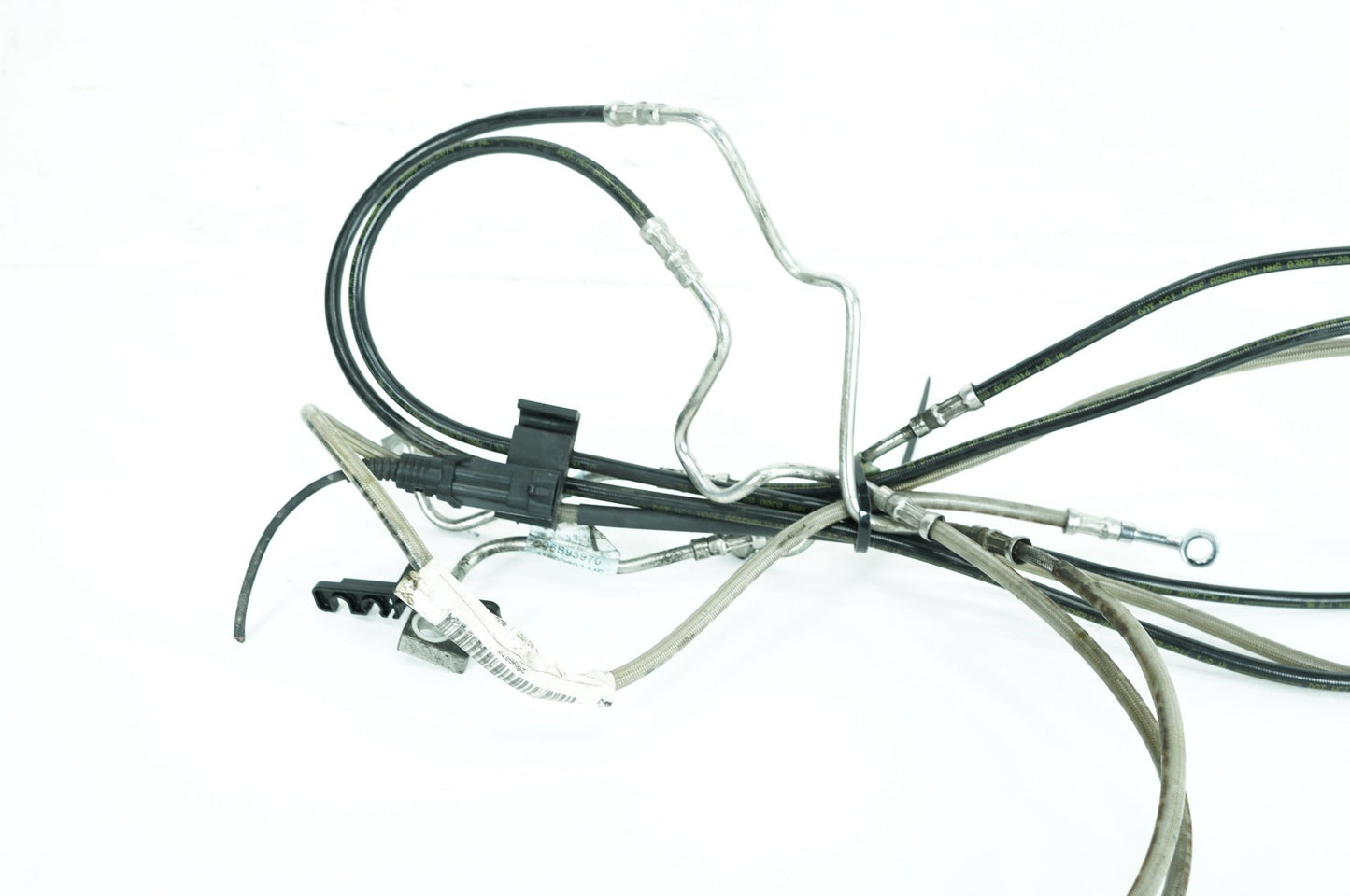 2007 - 2016 Harley-Davidson Touring CVO Electra Screamin Eagle Front Brake Hose Line Pipe ABS 41800206