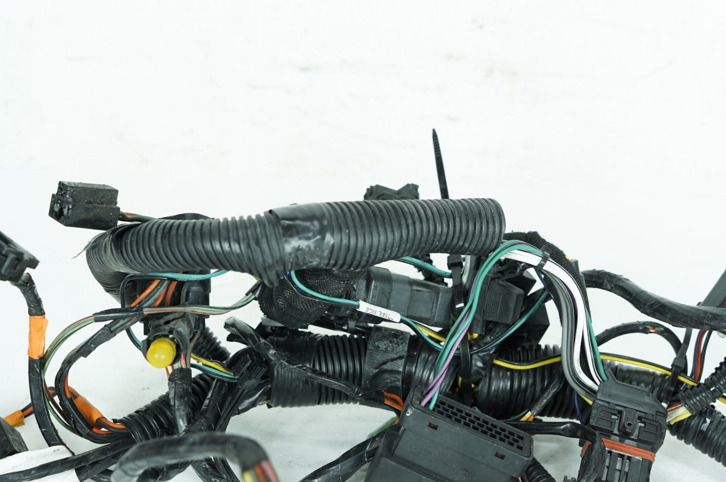 2007 - 2012 Harley-Davidson Touring Electra Glide Ultra Front Sub Wiring Harness Loom Interconnect 70232-08