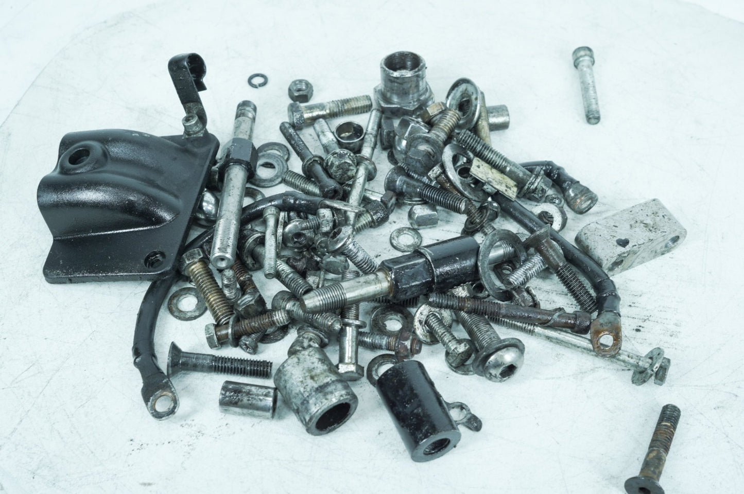 1999 - 2006 Harley-Davidson Dyna Super Glide T-Sport Hardware Bolts Nuts & Brackets