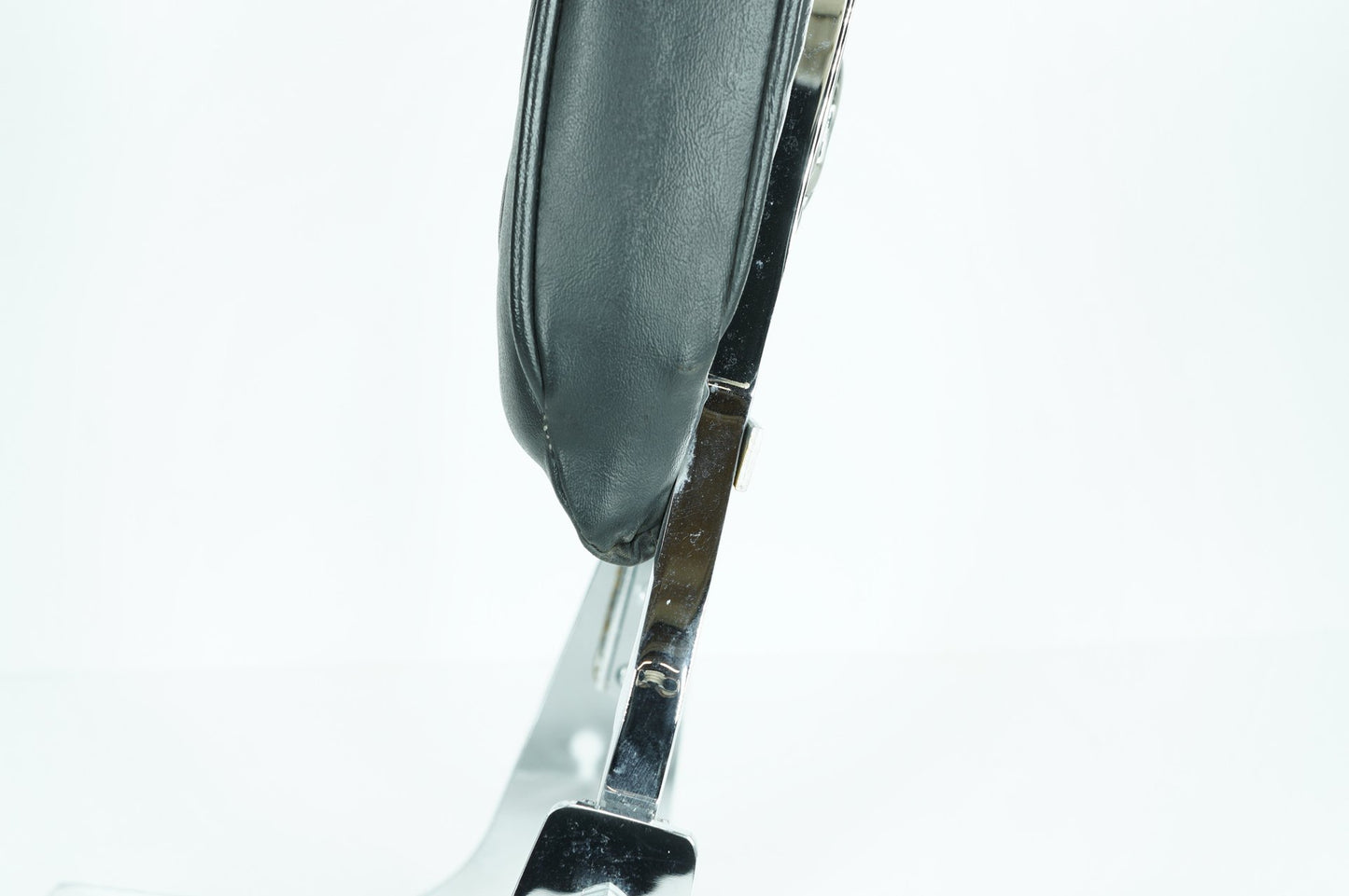 2013 - 2022 Harley-Davidson Sportster Custom Rear Sissy Bar w/ Backrest Cushion Pad 52866-06