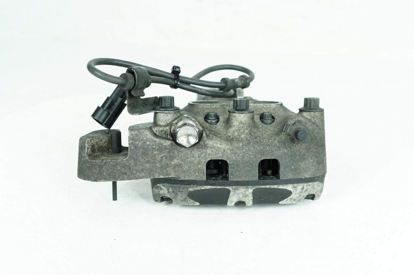 1999 - 2006 Harley-Davidson Touring Electra Glide Police Rear Back Brake Caliper 44080-02C