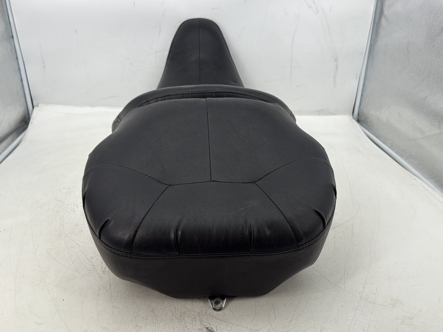 2006 Harley Electra Glide Touring Classic FLHTCI OEM Passenger Rider Driver Seat Saddle