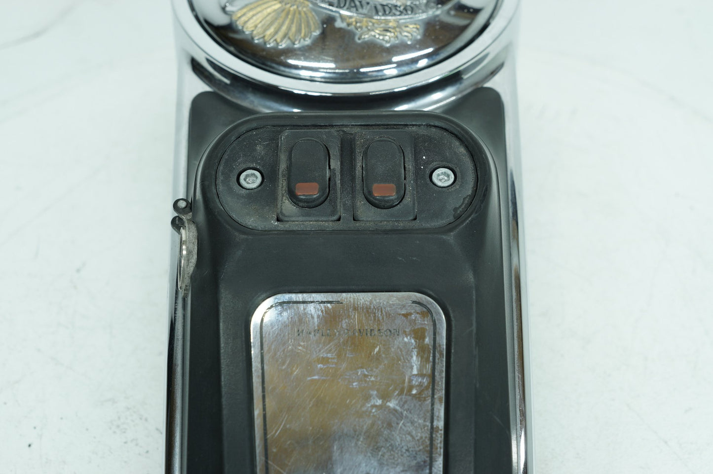 1999 - 2006 Harley-Davidson Touring Electra Ultra Classic Fuel Gas Tank Dash Console NOKey 61270-98A