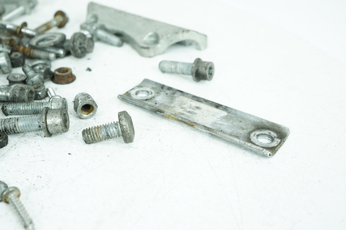 2010 Harley-Davidson Touring FLHX - Hardware Bolts Nuts & Brackets