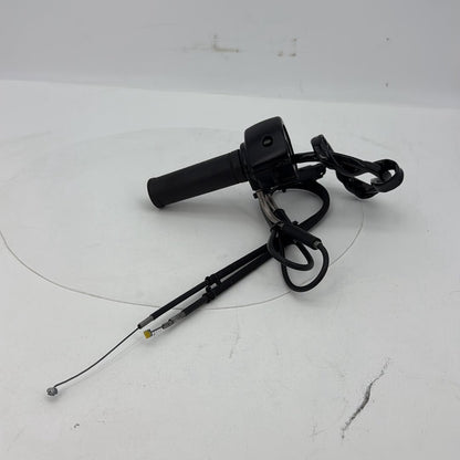2007 - 2012 Harley-Davidson Dyna Super Glide Right Engine Start Kill Switches Controls 71684-06