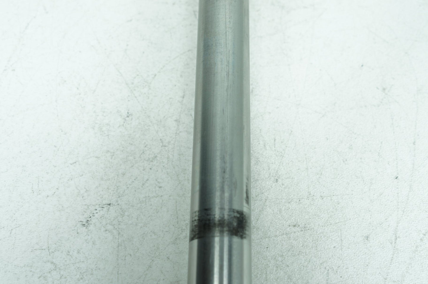 2007 - 2012 Harley-Davidson Touring Electra Glide Ultra Rear Wheel Axle Bolt Shaft 41056-09
