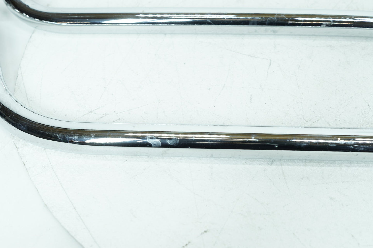 2007 - 2011 Harley-Davidson Touring Street Glide Rear Left Right Saddlebag Guard Rails Bar 49206-04