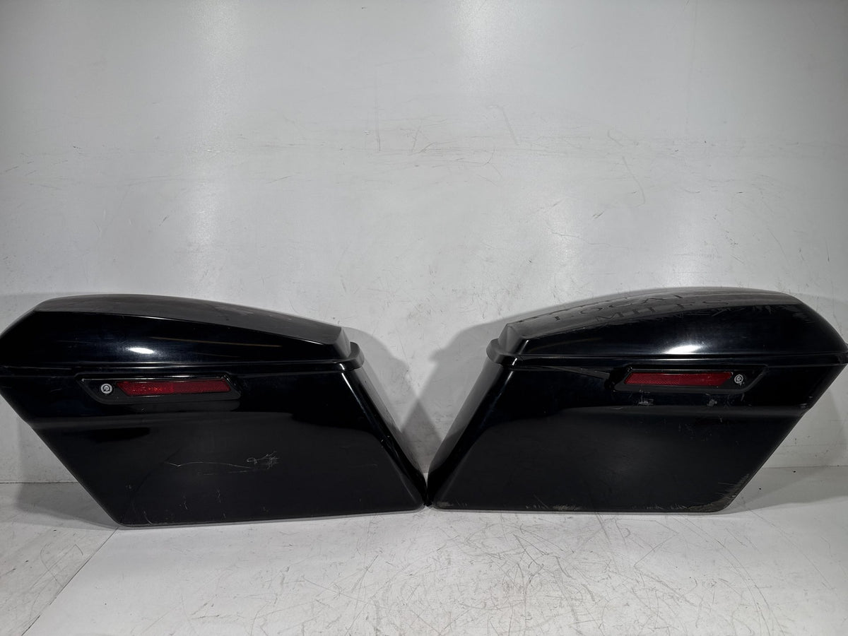 11 Harley Street Glide Touring FLHX-103 OEM Left Right Saddlebags Luggage NOKey