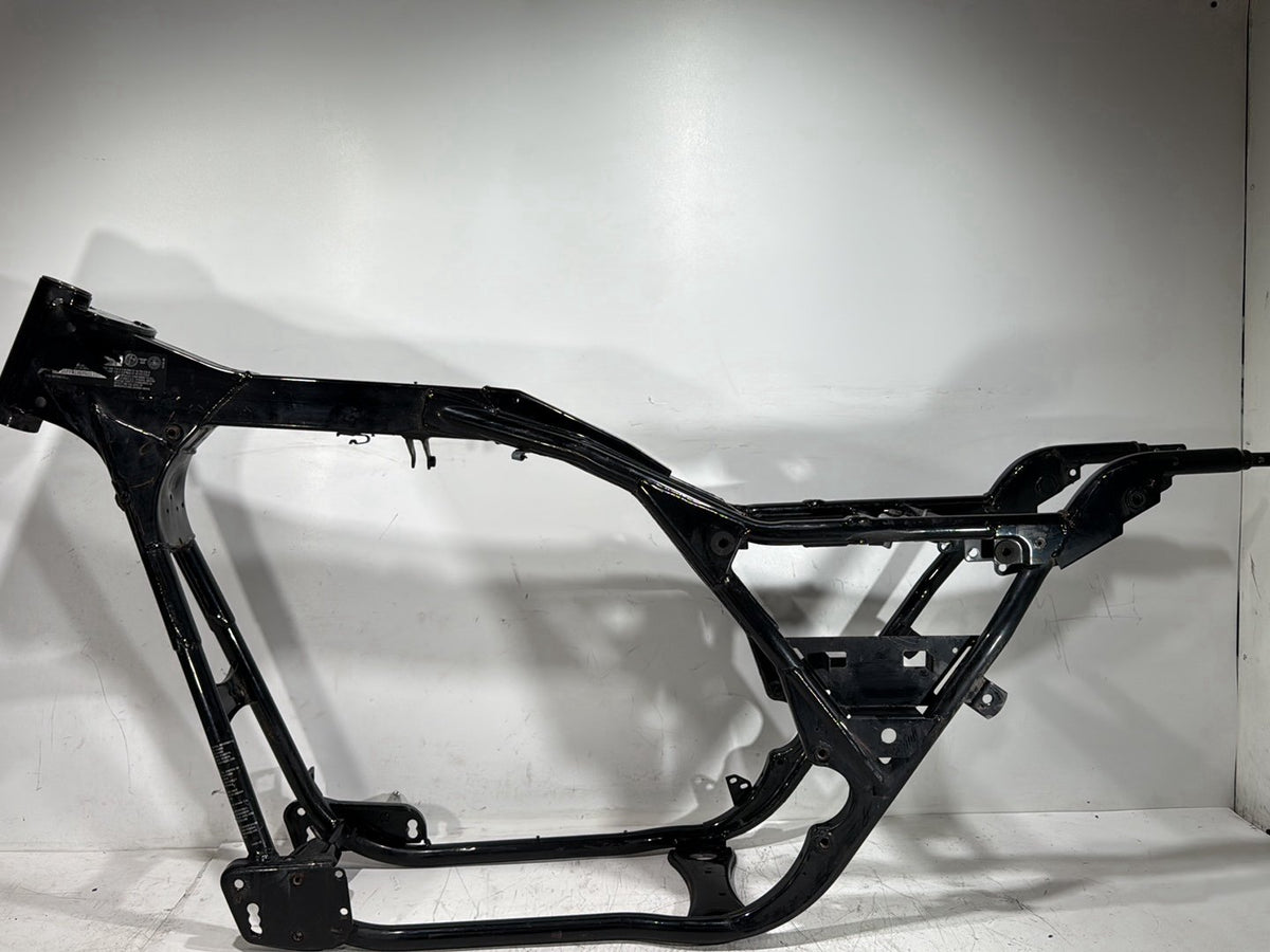 2006 Harley Touring FLHTCI Electra Glide Classic OEM Body Main Frame Chassis CLN CLR