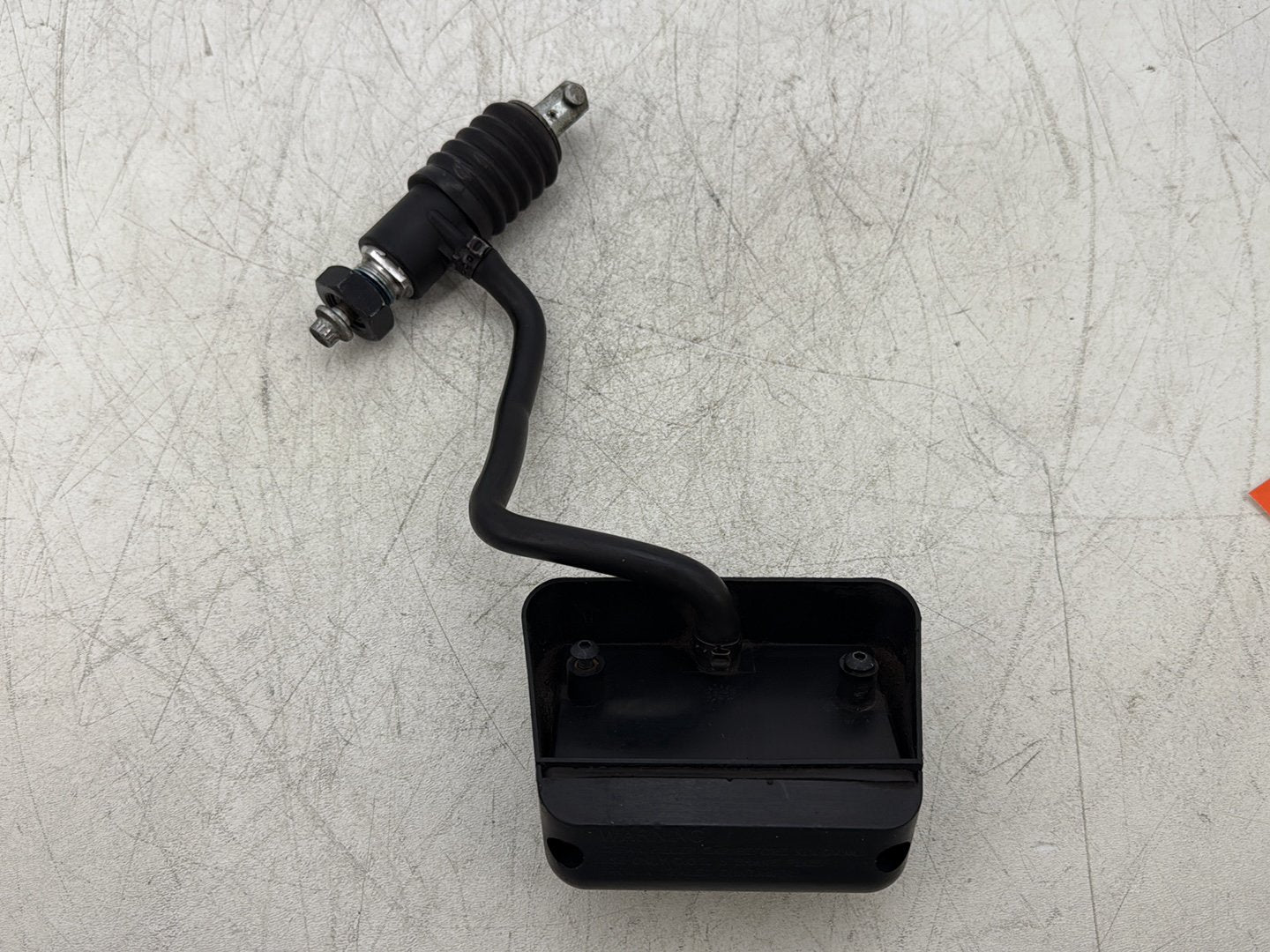 1998 Harley Touring FLHTCUI Electra Glide Ultra OEM Rear Brake Line Master Cylinder Reservoir Tank