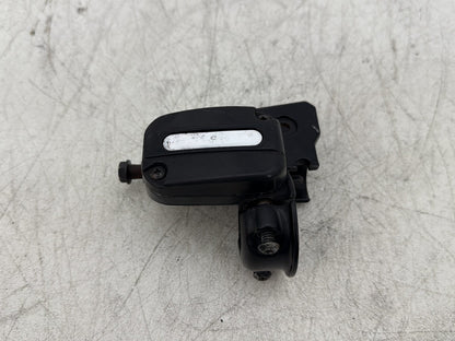 2016 Harley Road King Touring FLHR OEM Front Right Hand Brake Lever Master Cylinder Reservoir