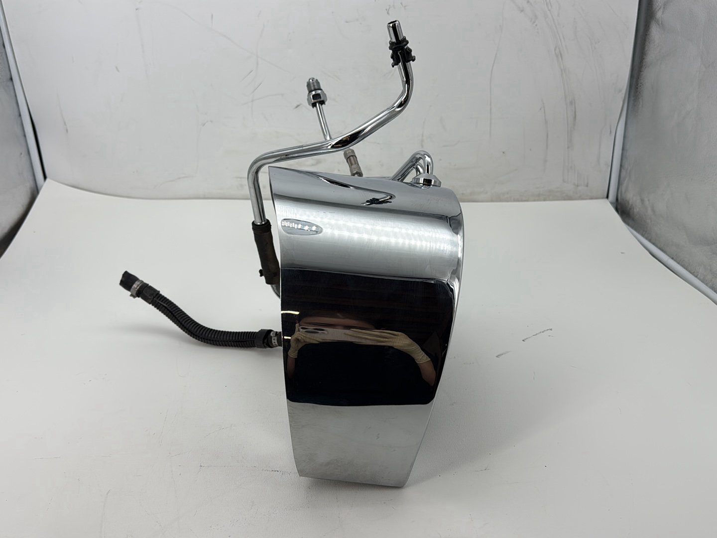 2008 Harley Softail Deluxe FLSTN OEM Oil Tank Reservoir Bottle Canister & Dipstick