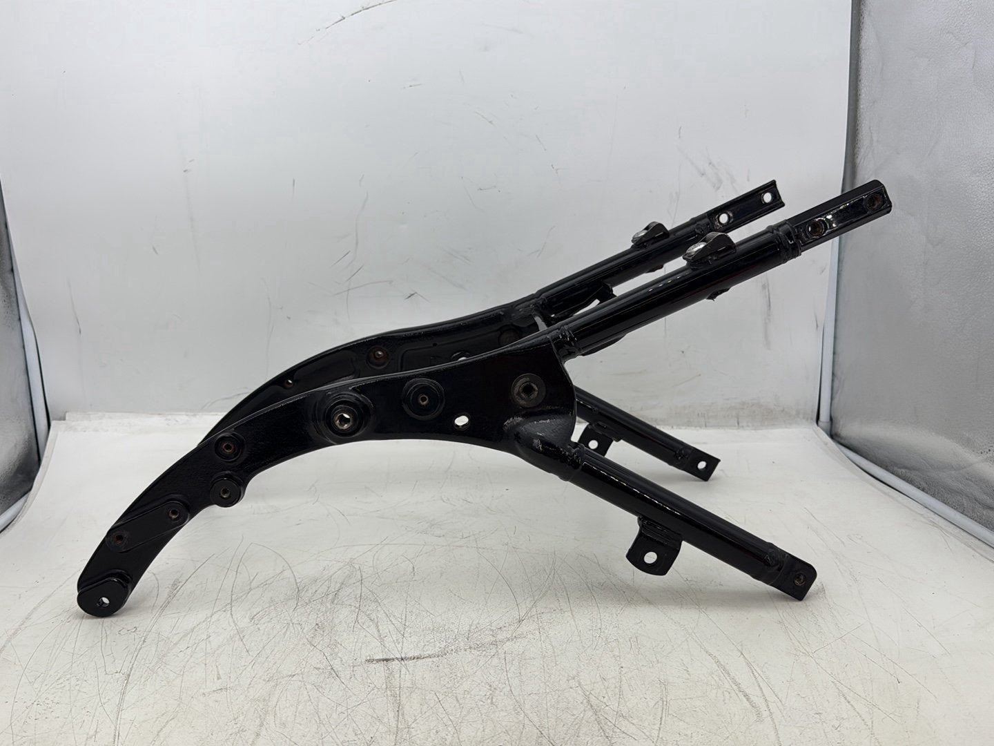 2012 Harley Street Glide Touring FLHX OEM Rear Back Sub Frame Rail Bar 48079-09BHP