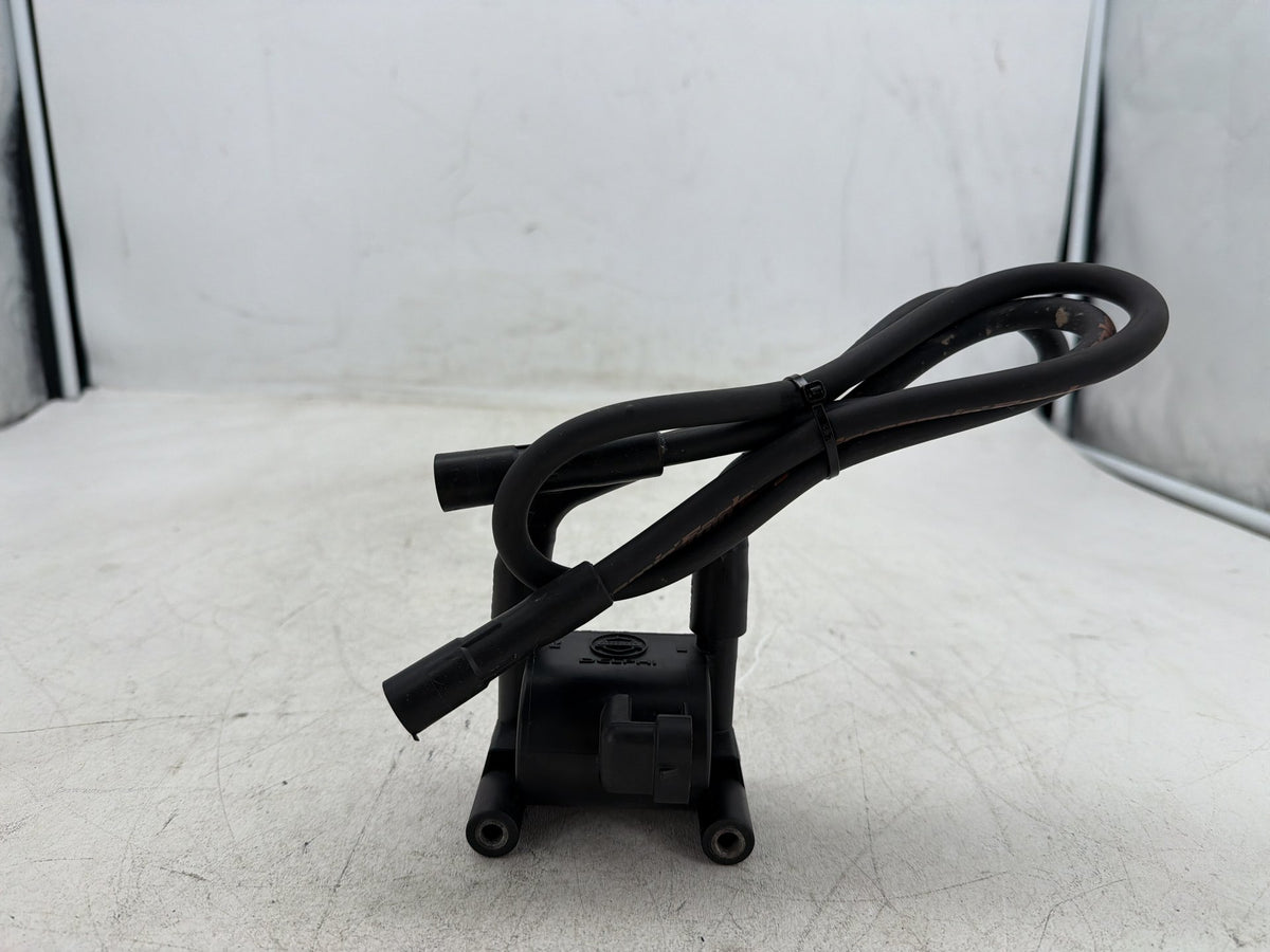2015 Harley Electra Glide Touring Ultra OEM Ignition Coil Spark Plugs Cable